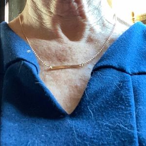 Gold bar necklace